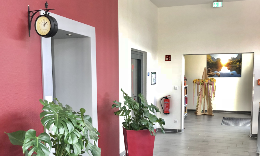 (5) Fahrstuhleingang Erdgeschoss